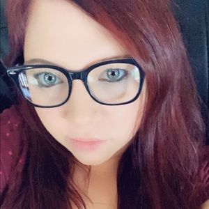 Meet your Posher, Casey